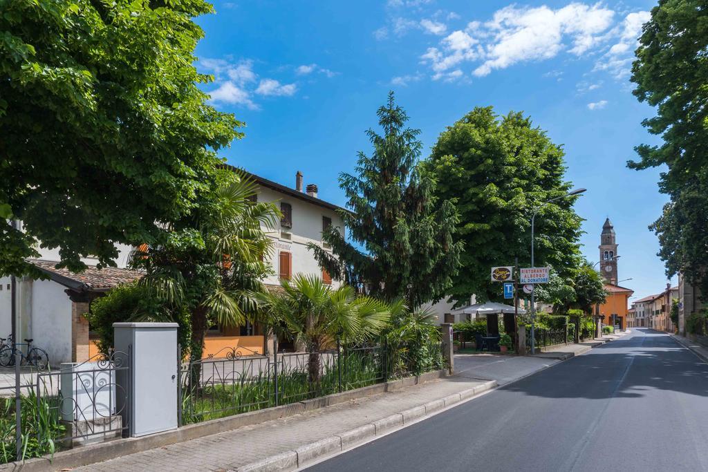 Ristorante Albergo Al Donatore Teòr Екстериор снимка