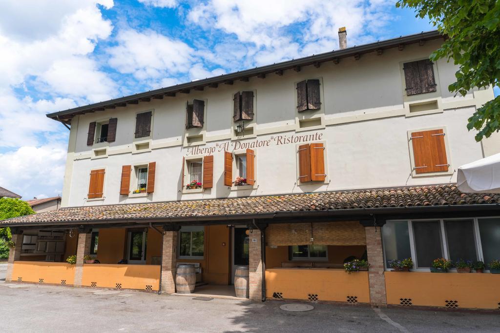 Ristorante Albergo Al Donatore Teòr Екстериор снимка
