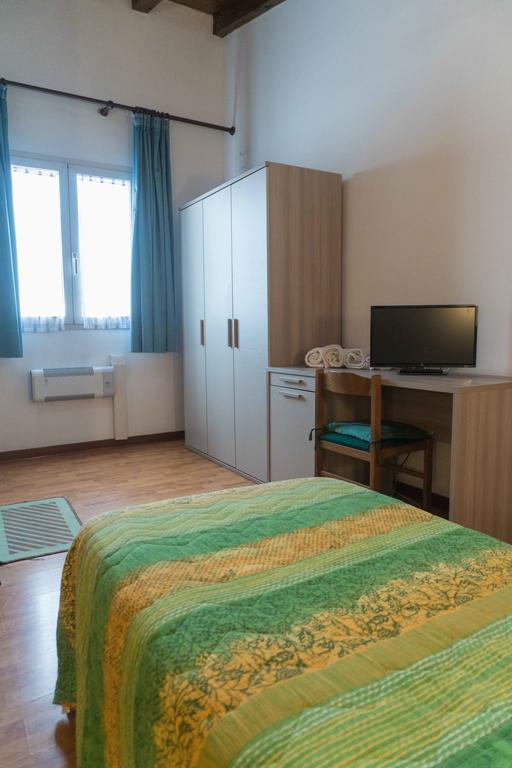 Ristorante Albergo Al Donatore Teòr Стая снимка